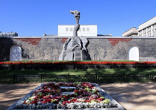 Мемориальный сквер павших в годы Гражданской войны